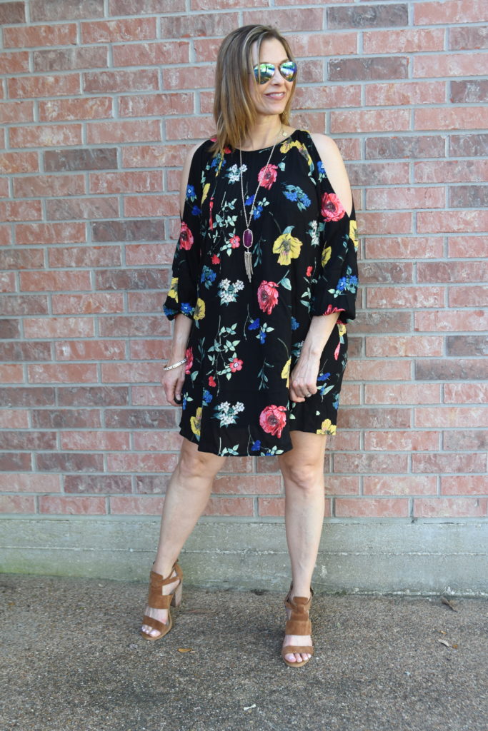 Old Navy Spring Faves - The Queen in Between