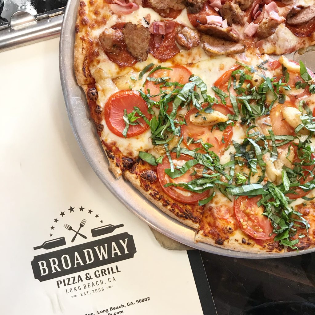 Broadway Pizza #Lonbeach #California