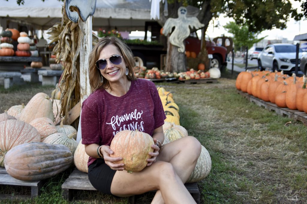 Graphic Tee #fallstyle #pumpkin #graphictee