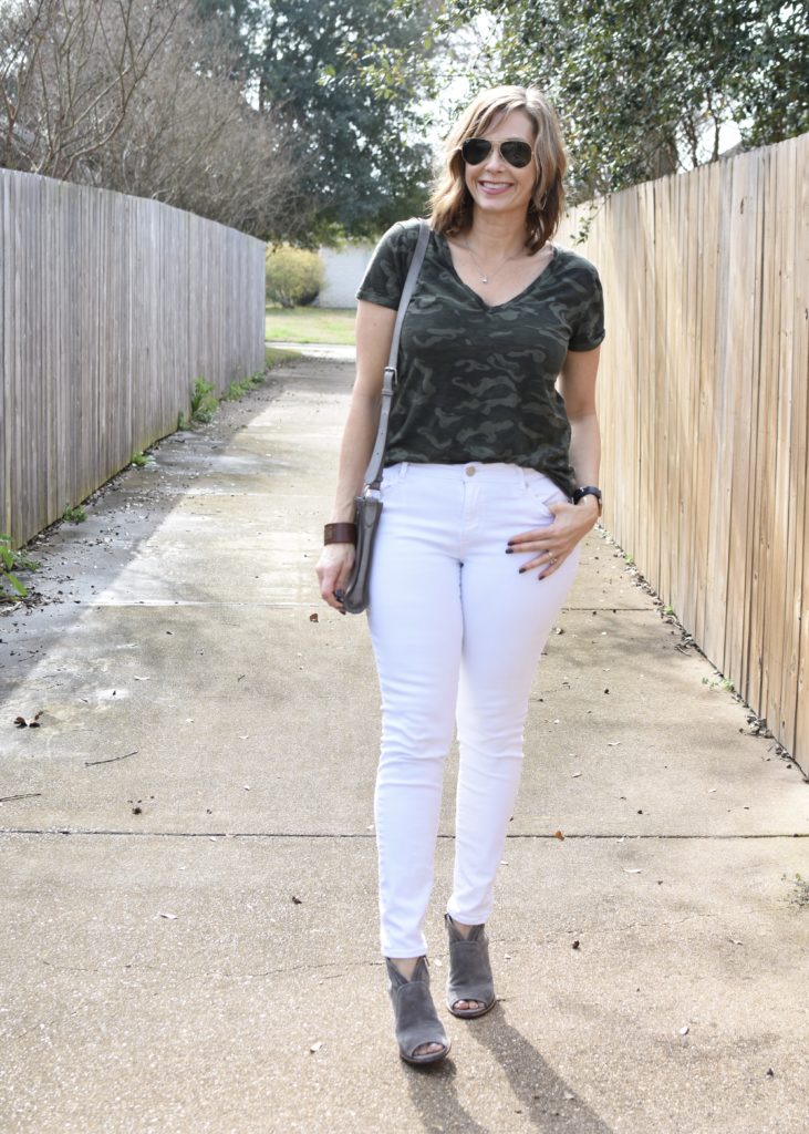 Camouflage White Jeans #camo #whitejeans